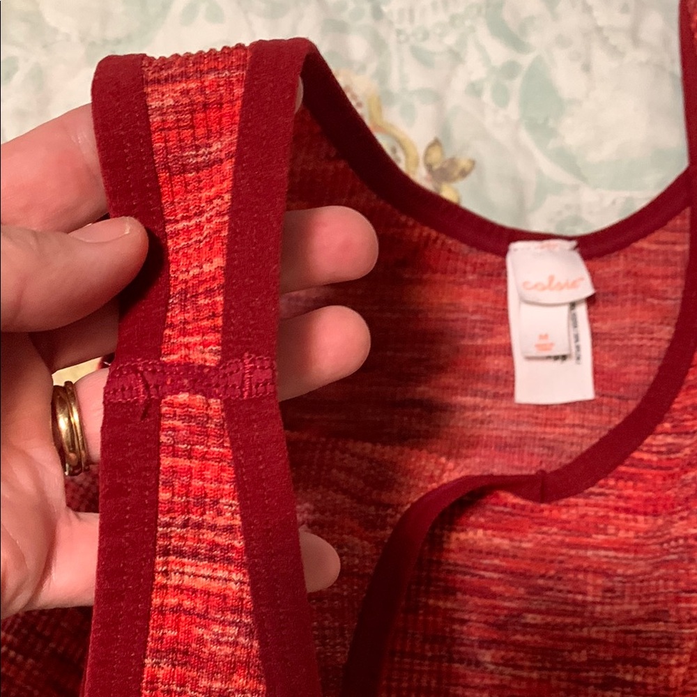 Colsie Red Cropped Tank Top - Picture 4 of 4
